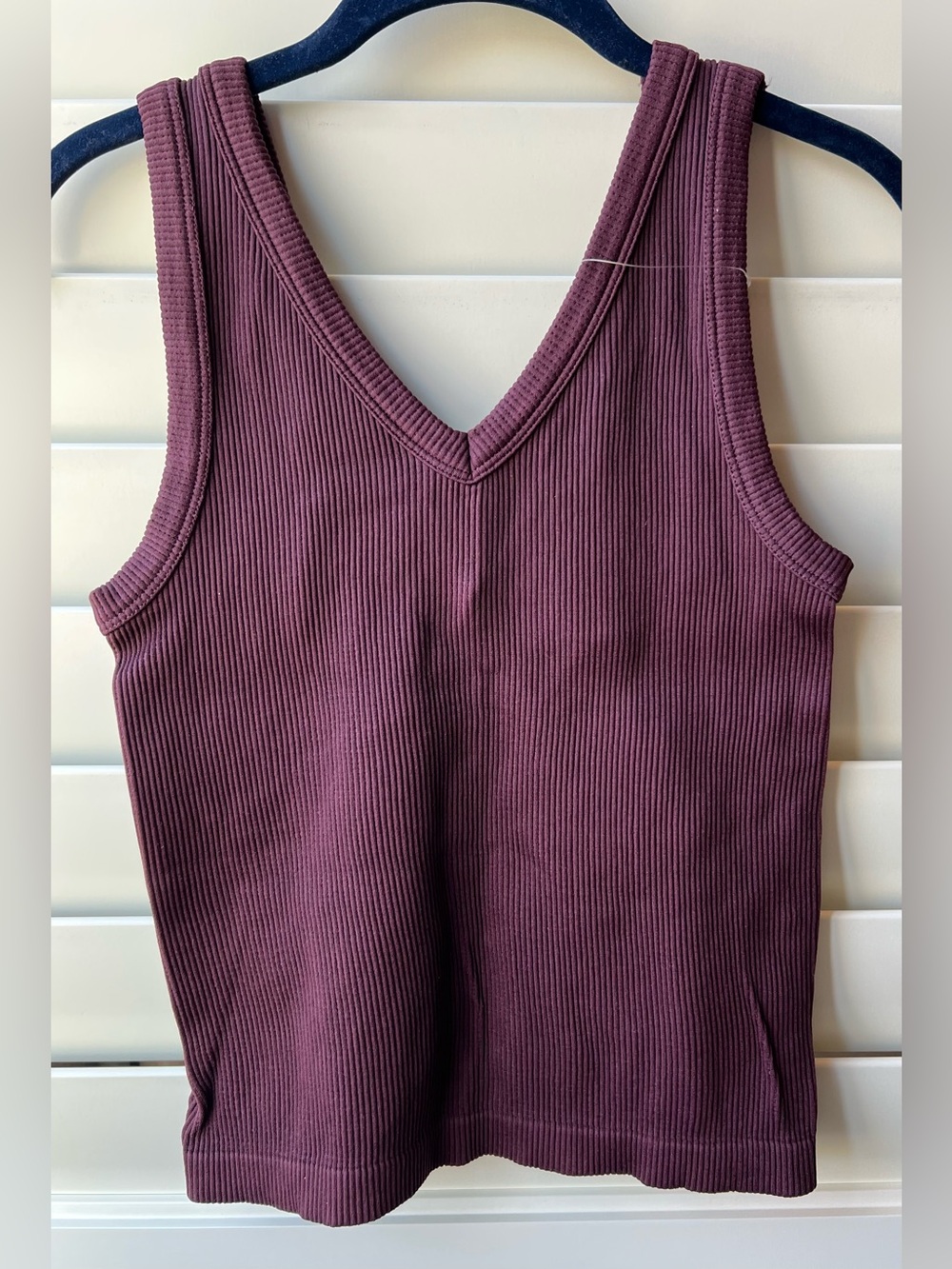 Old Navy New XL Ribbed V-Neck Tank Top - Plum